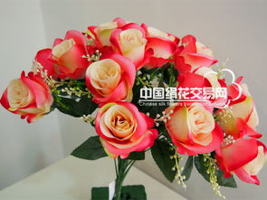 华北婚庆新风尚 人造花掀起七头贵妃玫捧花热潮